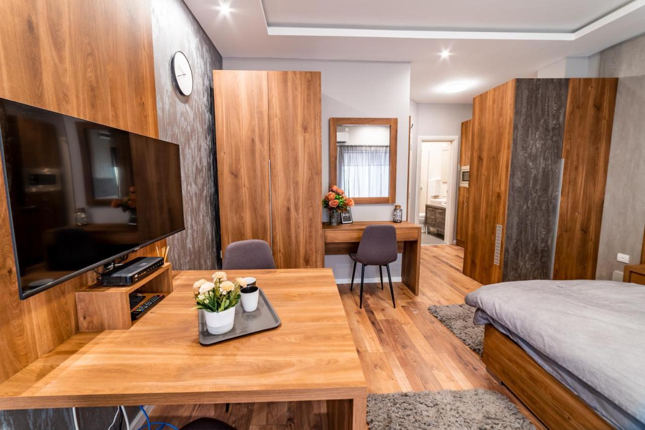Ivi Place Apartments Novi Sad Eksteriør billede