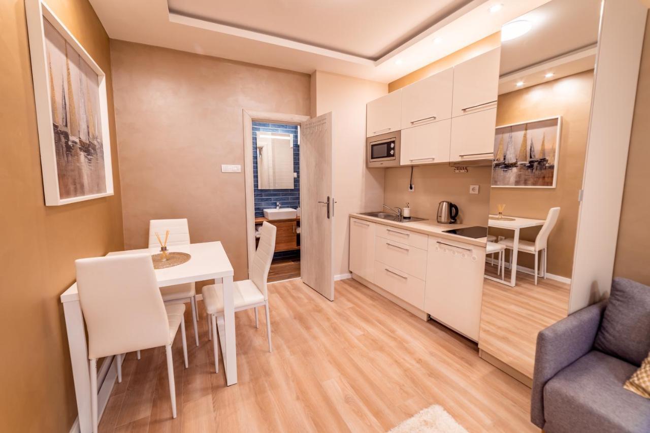 Ivi Place Apartments Novi Sad Eksteriør billede