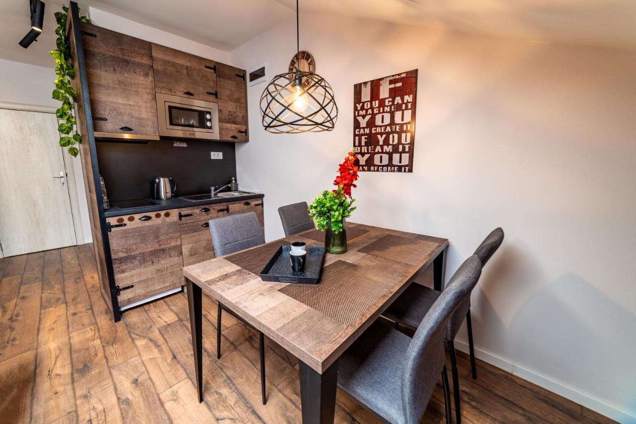 Ivi Place Apartments Novi Sad Eksteriør billede