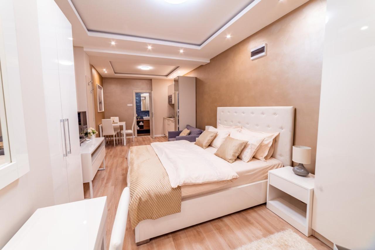 Ivi Place Apartments Novi Sad Eksteriør billede